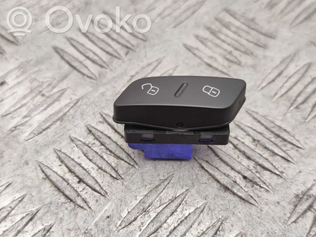 Central locking switch button   3AA962126