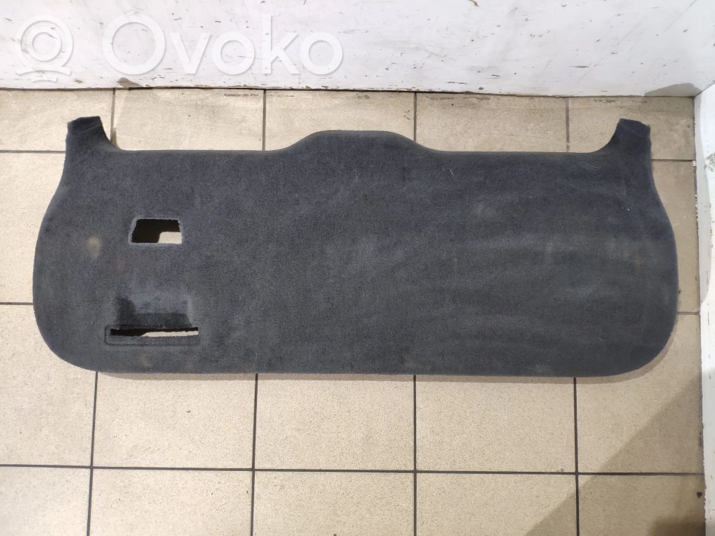 Volvo XC60 Tailgate trim 