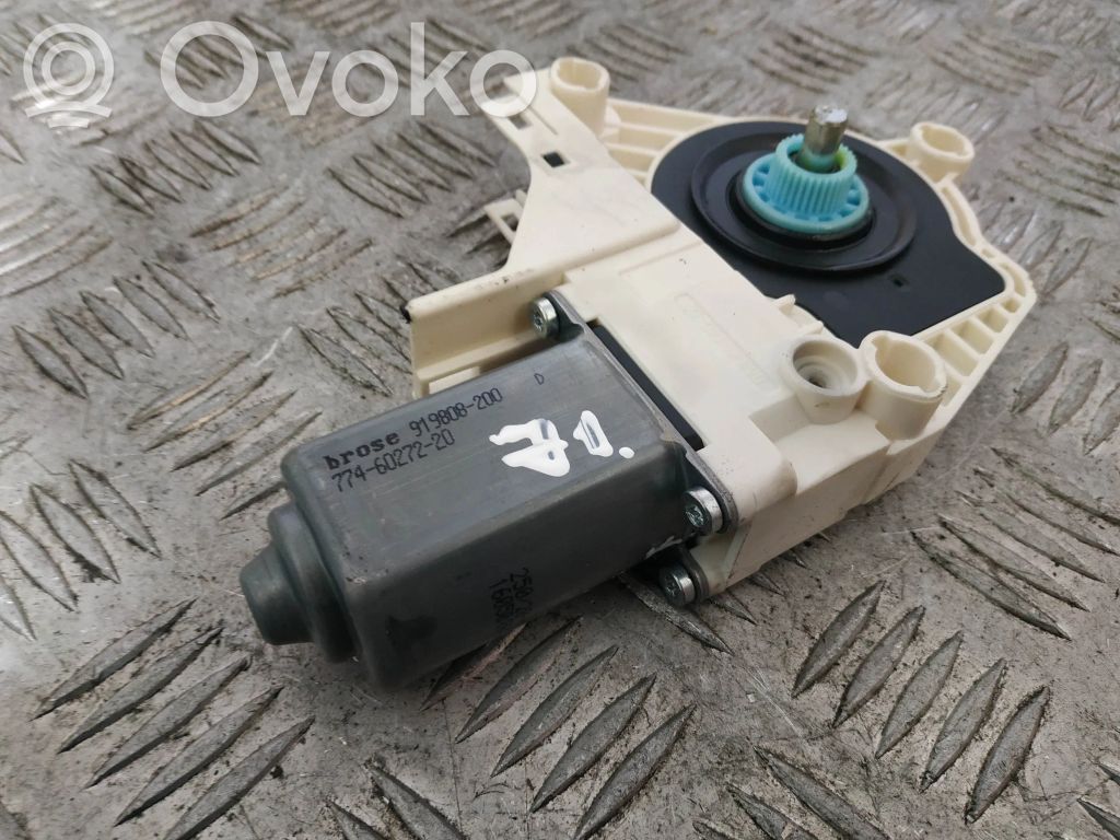 Fensterhebermotor Tür vorne   8K0959801B