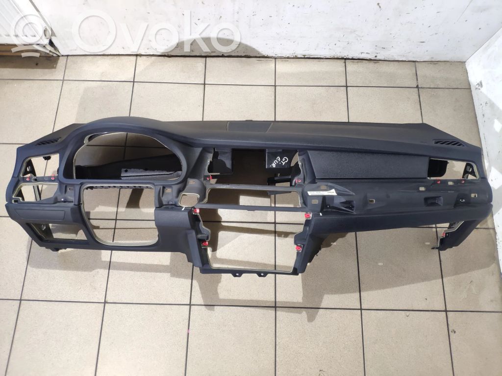 BMW 5 GT F07 Панель 