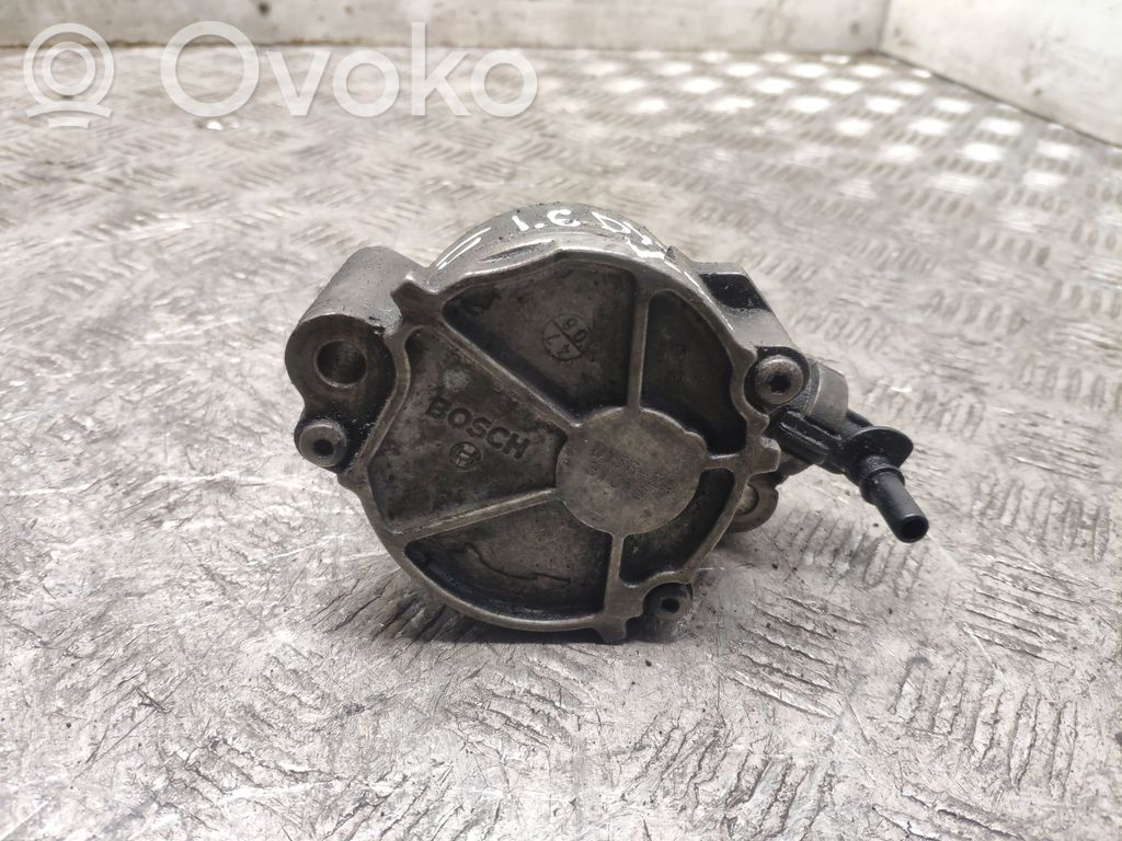 Volvo V50 Vacuum pump 