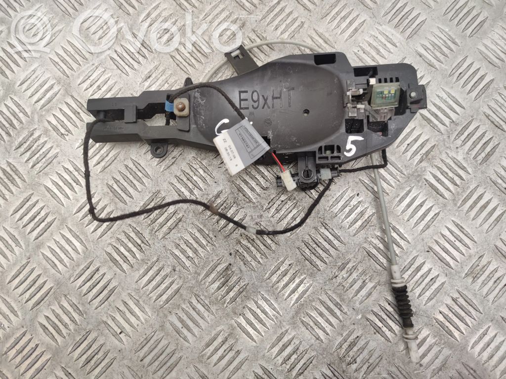 BMW 3 E90 E91 Iekšējais atvēršanas rokturītis 