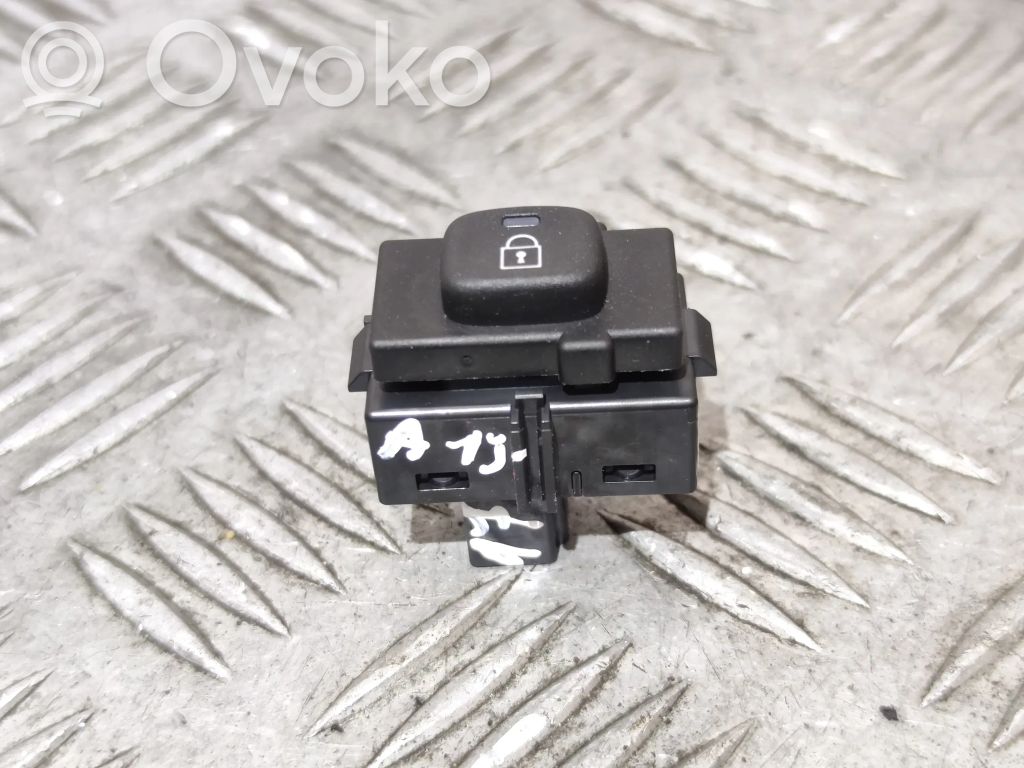 Volvo S60 Central locking switch button 