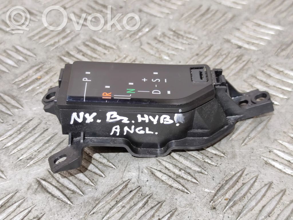 Lexus NX Gear shift selector indicator 