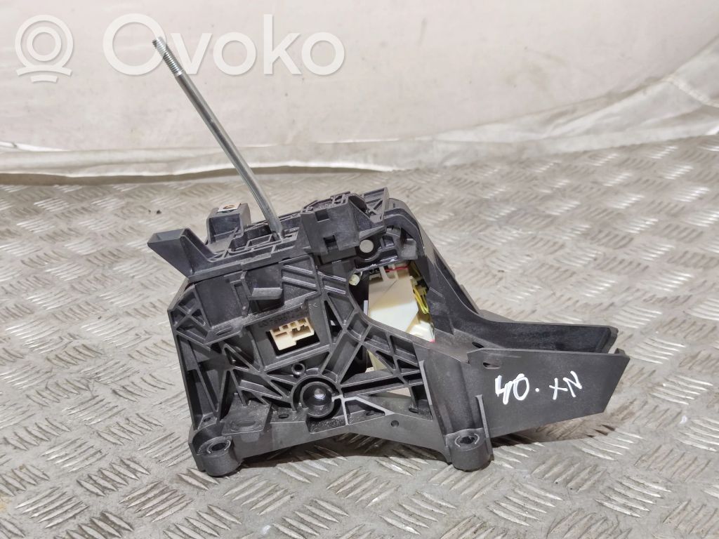 Lexus NX Gear shifter/selector 