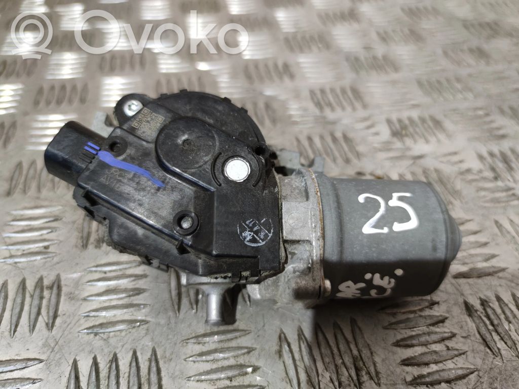 Pyyhkimen moottori   J9C317500BA