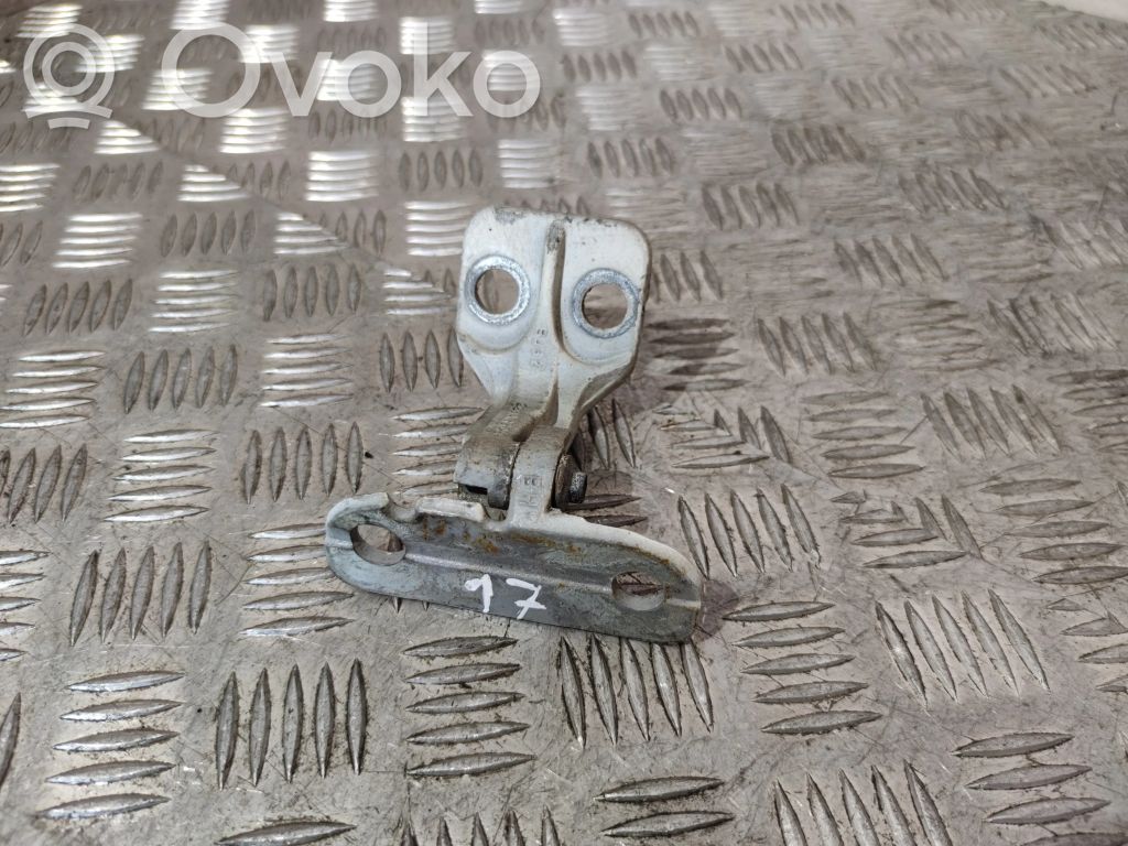 Land Rover Discovery Sport Front door upper hinge 