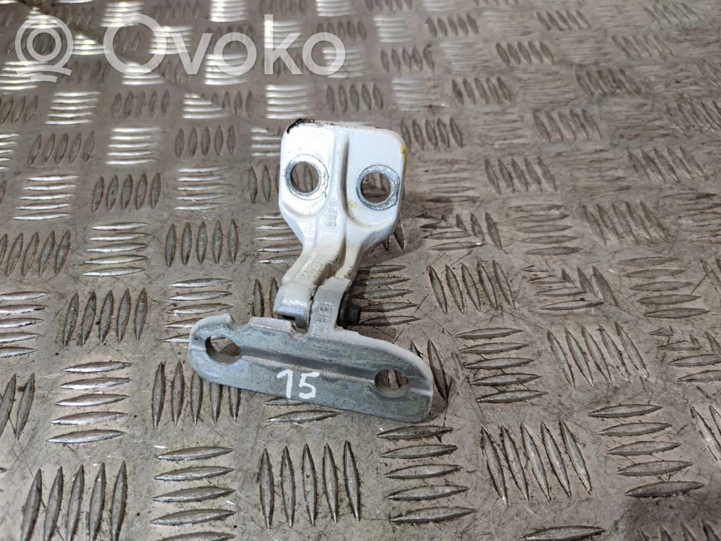 Land Rover Discovery Sport Rear door lower hinge 