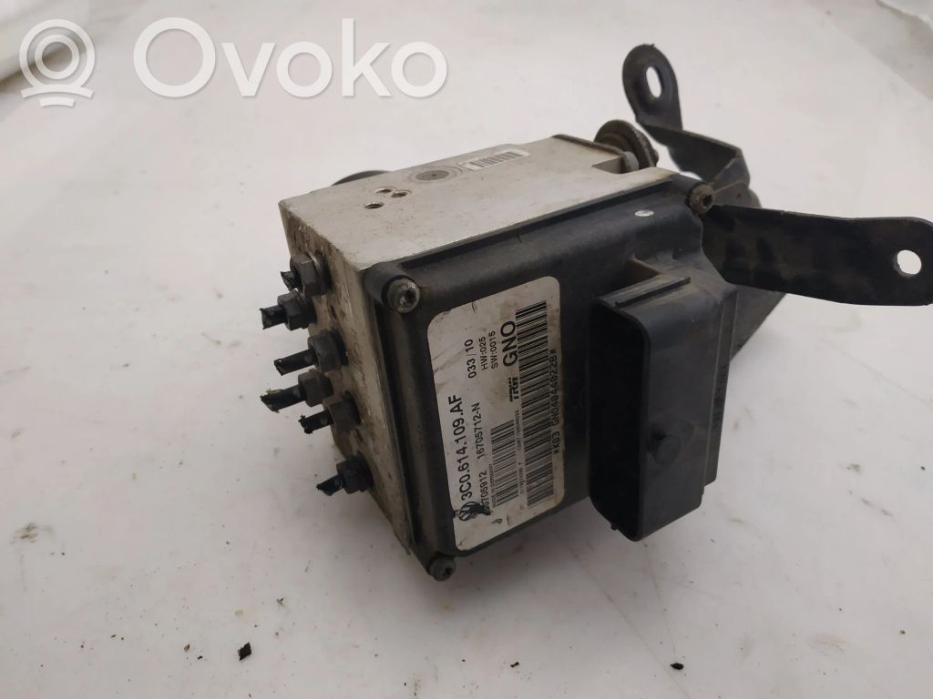 Volkswagen PASSAT B6 ABS Pump 
