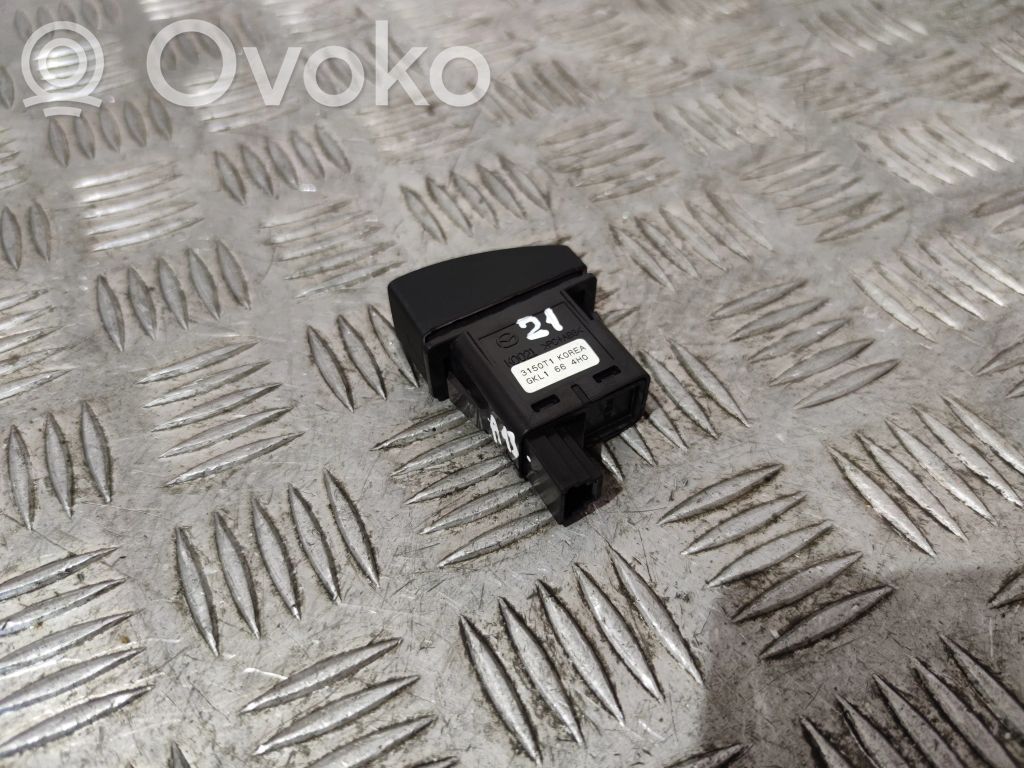 Mazda 6 Hazard light switch 