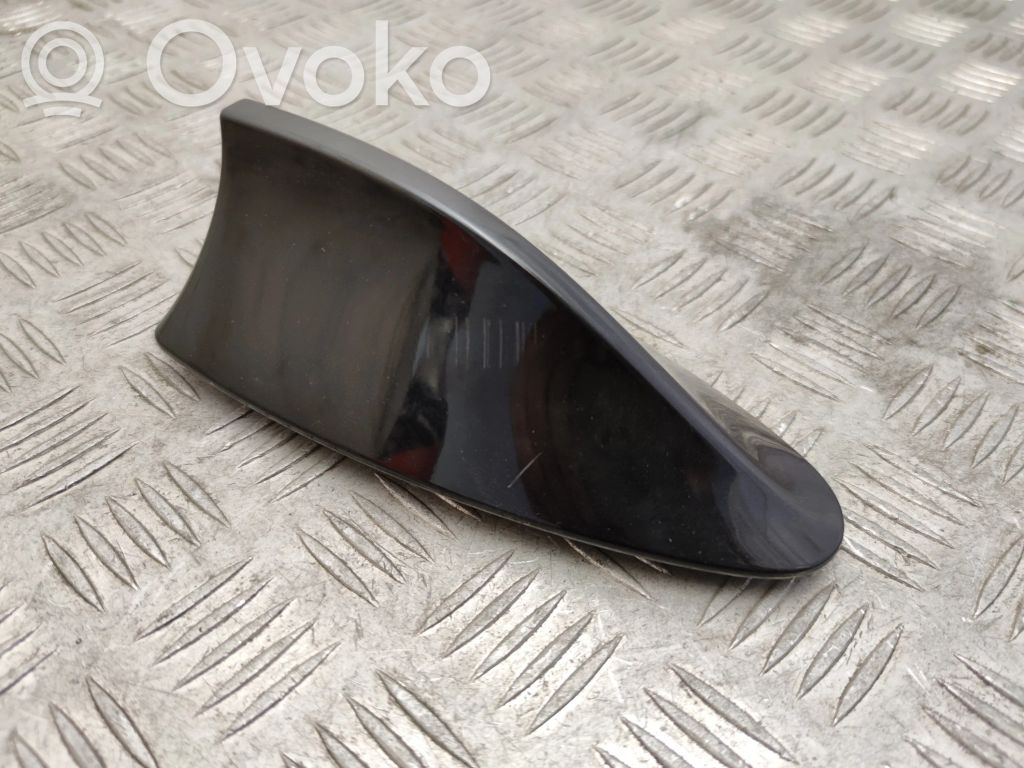 BMW 5 F10 F11 Stogo (GPS) antenos dangtelis 