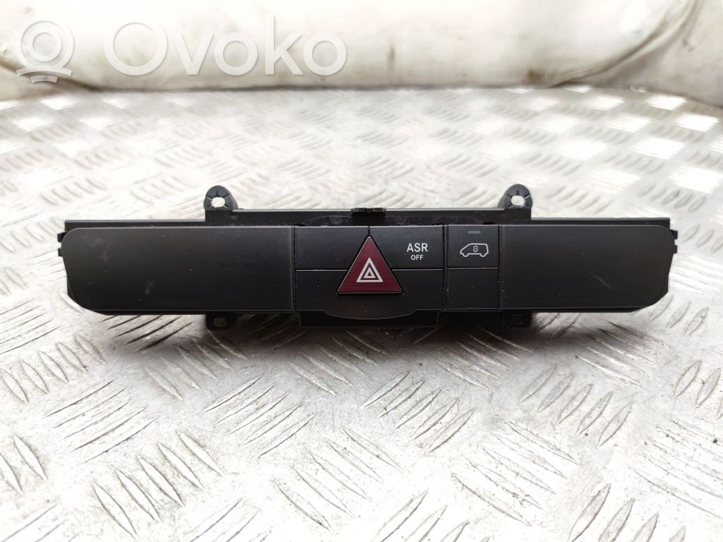 Mercedes-Benz Sprinter W906 Botón interruptor de luz de peligro 