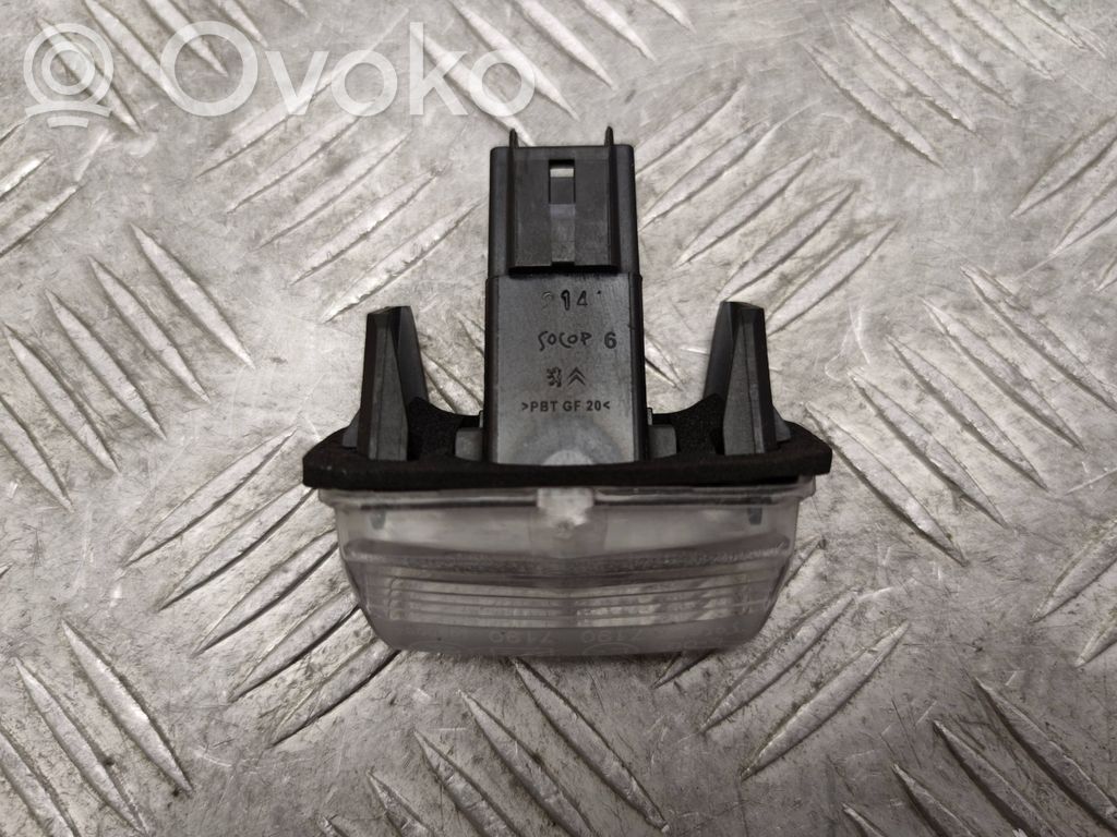 Toyota Proace Éclairage de plaque d'immatriculation 