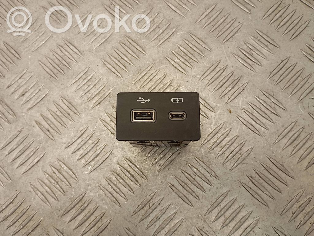 Lexus NX USB-Anschluss 