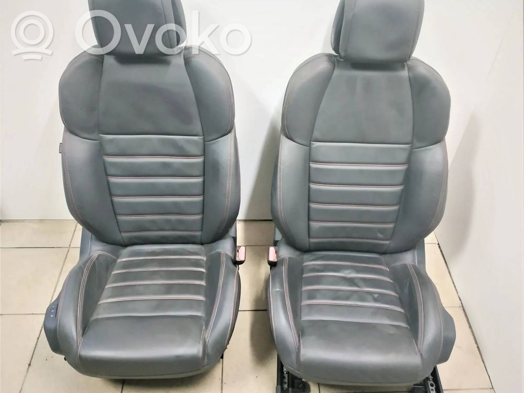 Interior set