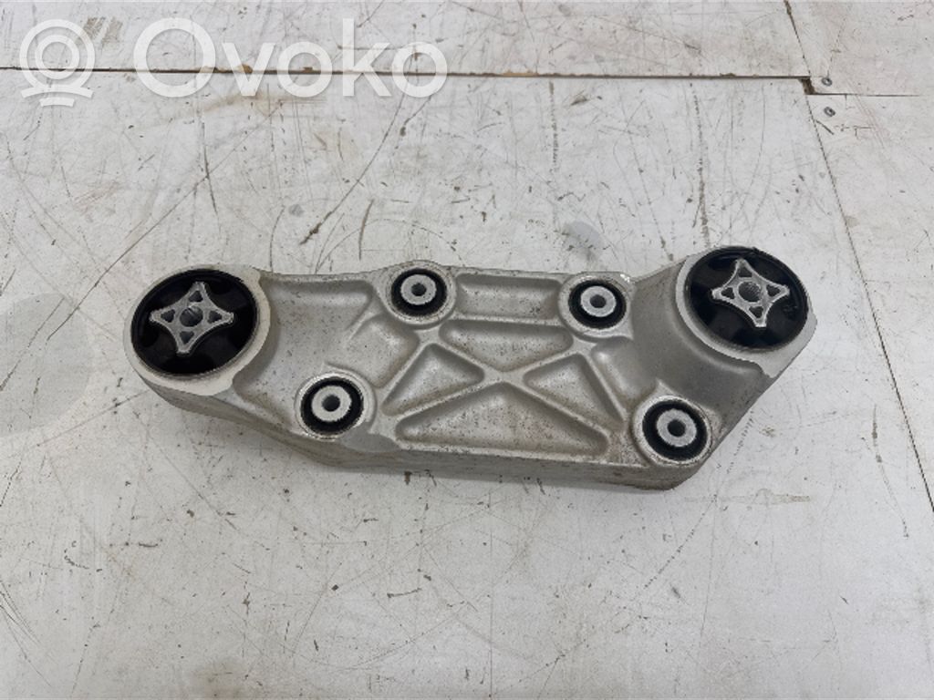 Tesla Model S Engine mount bracket 