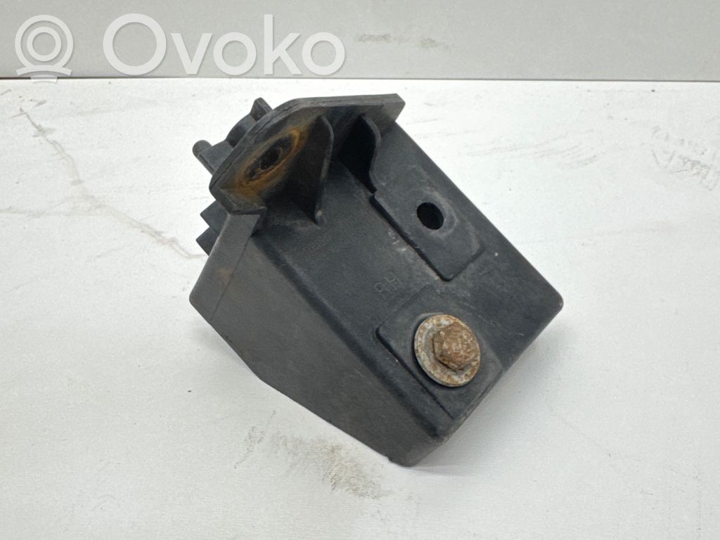 Tesla Model S Front bumper mounting bracket 