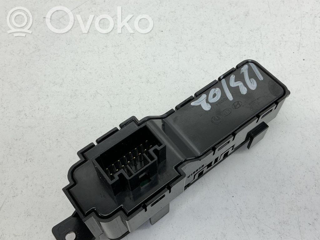 KIA Carens III Interruptor del sensor de aparcamiento (PDC) 