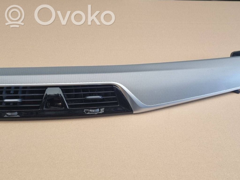 BMW 5 G30 G31 G38 Boczna kratka nawiewu deski rozdzielczej 