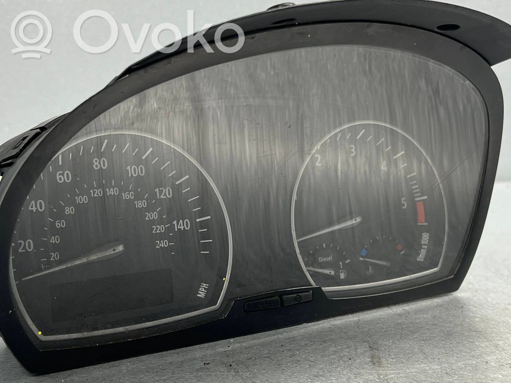 BMW X3 E83 Speedometer (instrument cluster) 