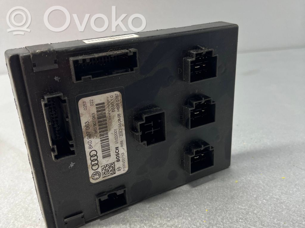 Audi A4 S4 B8 8K Mukavuusmoduuli 