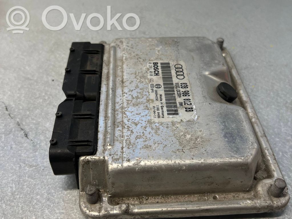 Volkswagen PASSAT B5.5 Engine control unit/module 