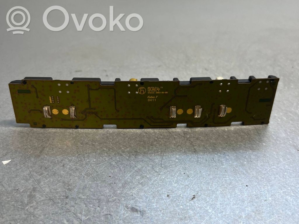 Audi A6 S6 C6 4F Antenos stiprintuvas 