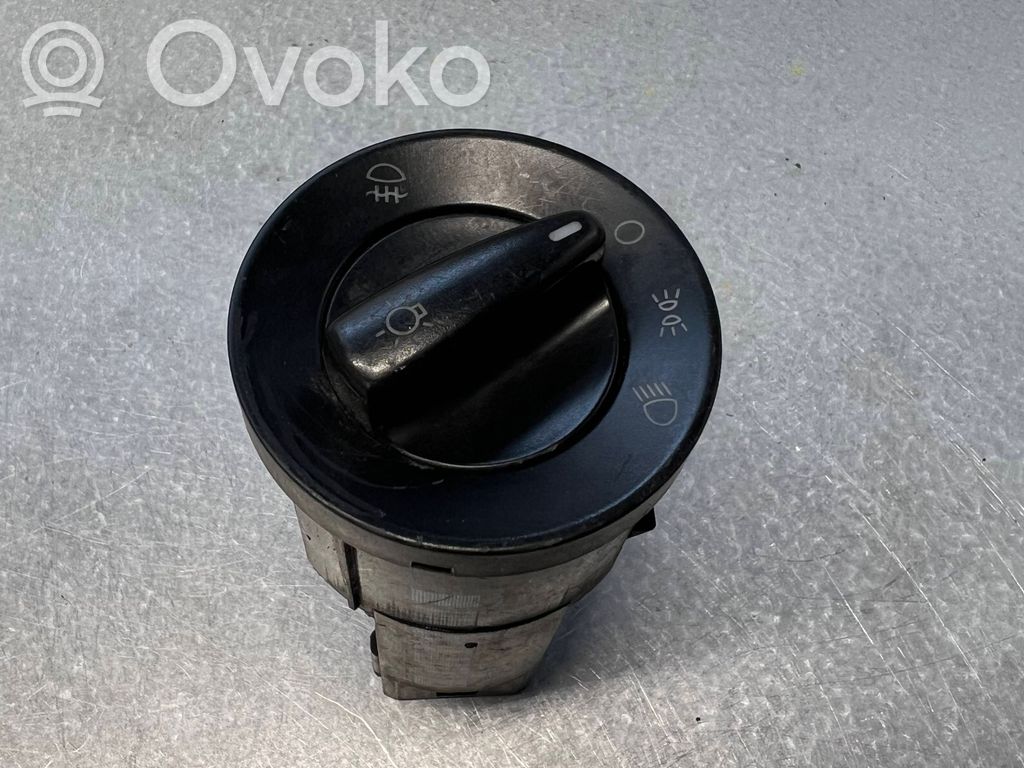 Volkswagen Golf IV Light switch 