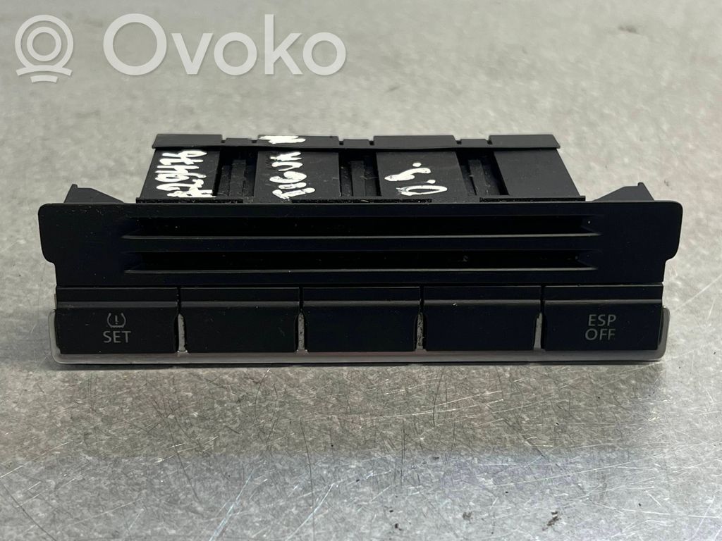 Volkswagen Tiguan Other switches/knobs/shifts 