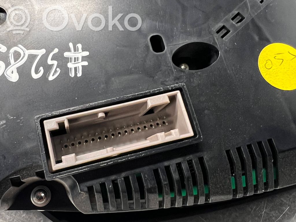 Audi A4 S4 B8 8K Licznik / Prędkościomierz 