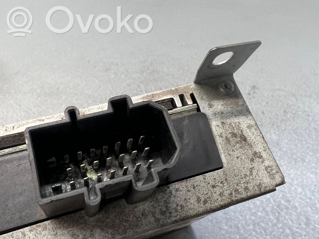 Audi A4 S4 B7 8E 8H Sound amplifier 