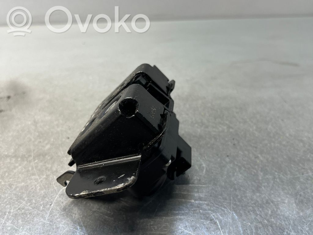 Dodge Caliber Tailgate lock latch 