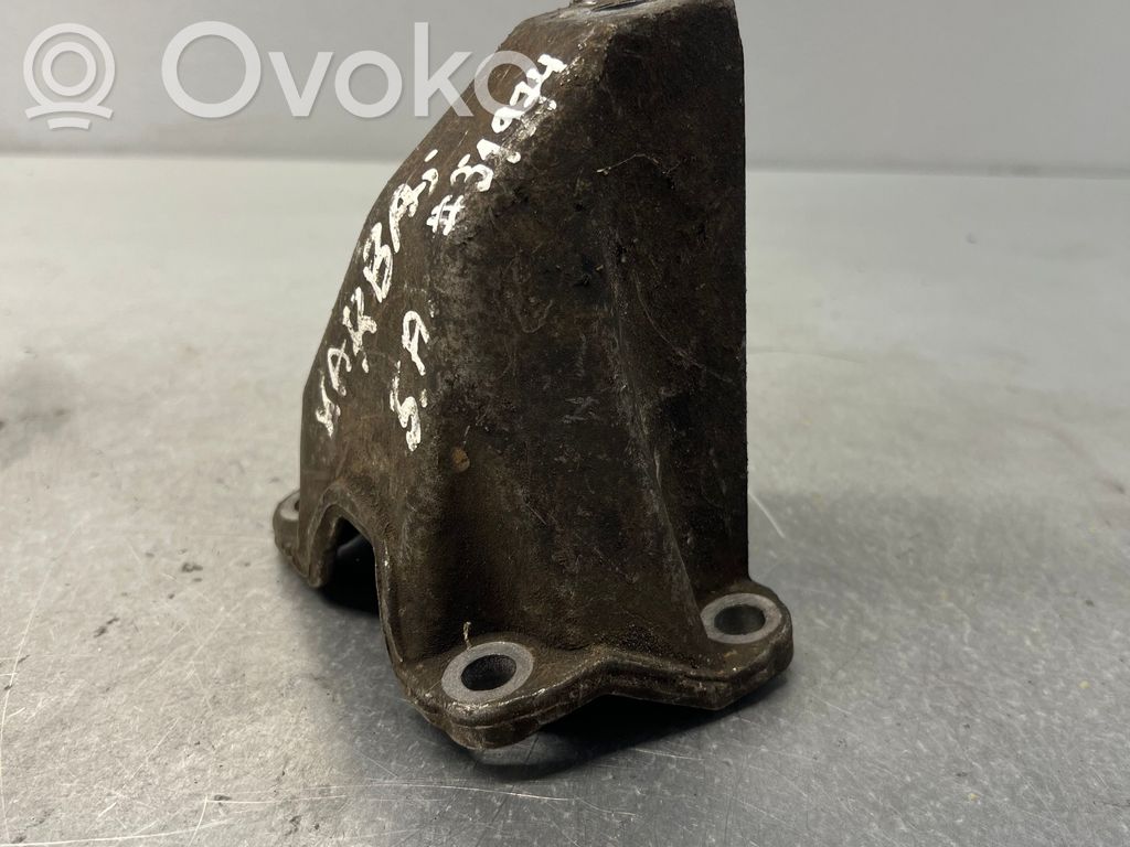 Audi A6 S6 C5 4B Gearbox mounting bracket 