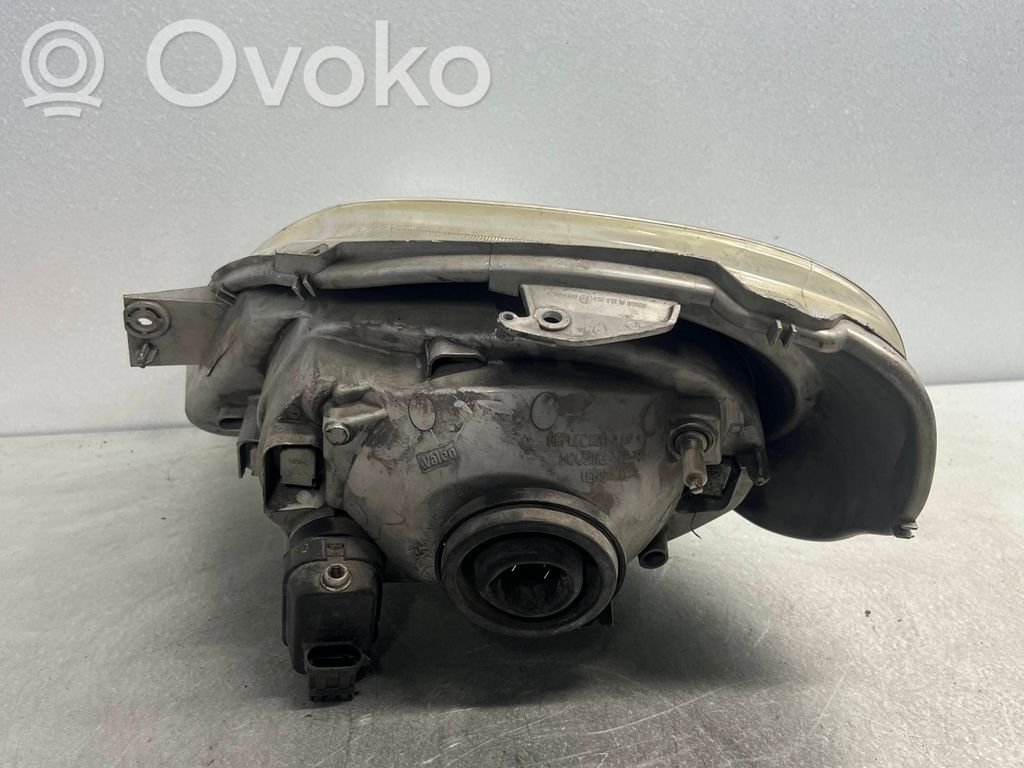 Opel Vivaro Far 