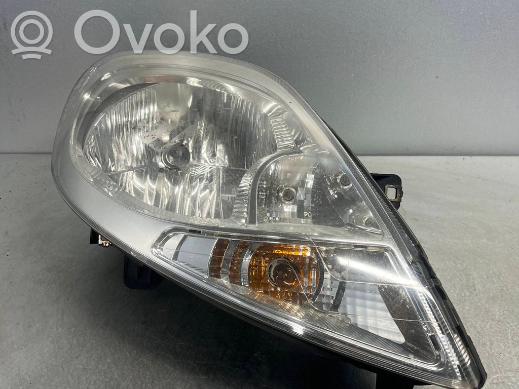 Opel Vivaro Headlight/headlamp 
