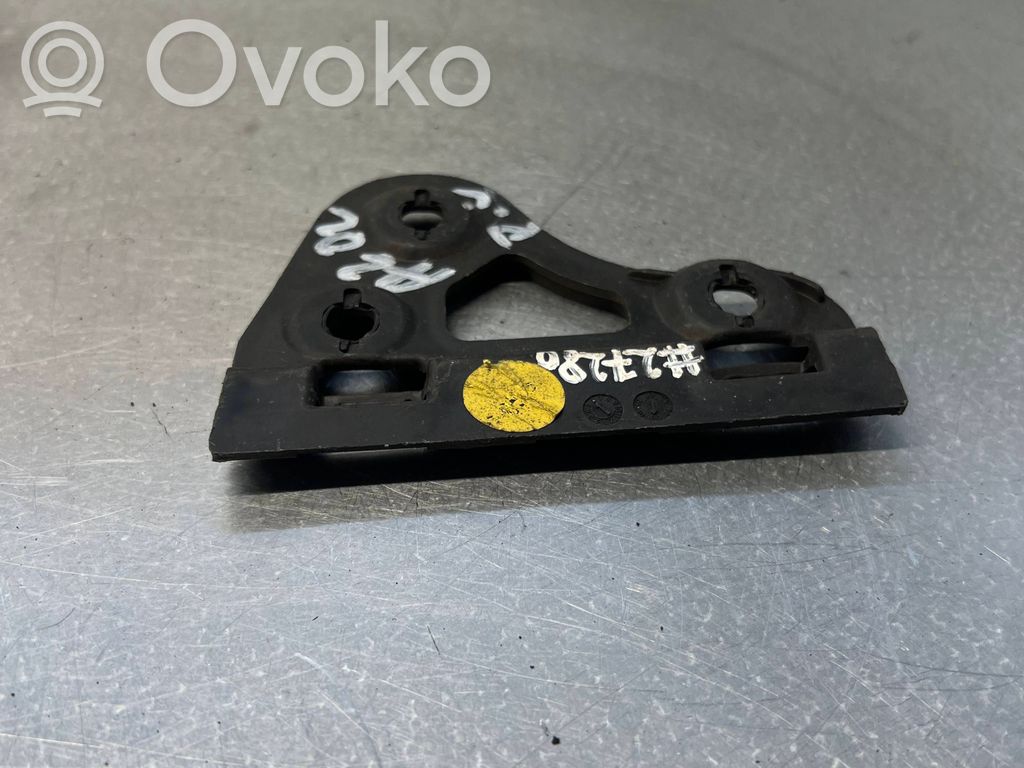 Audi A2 Fender mounting bracket 