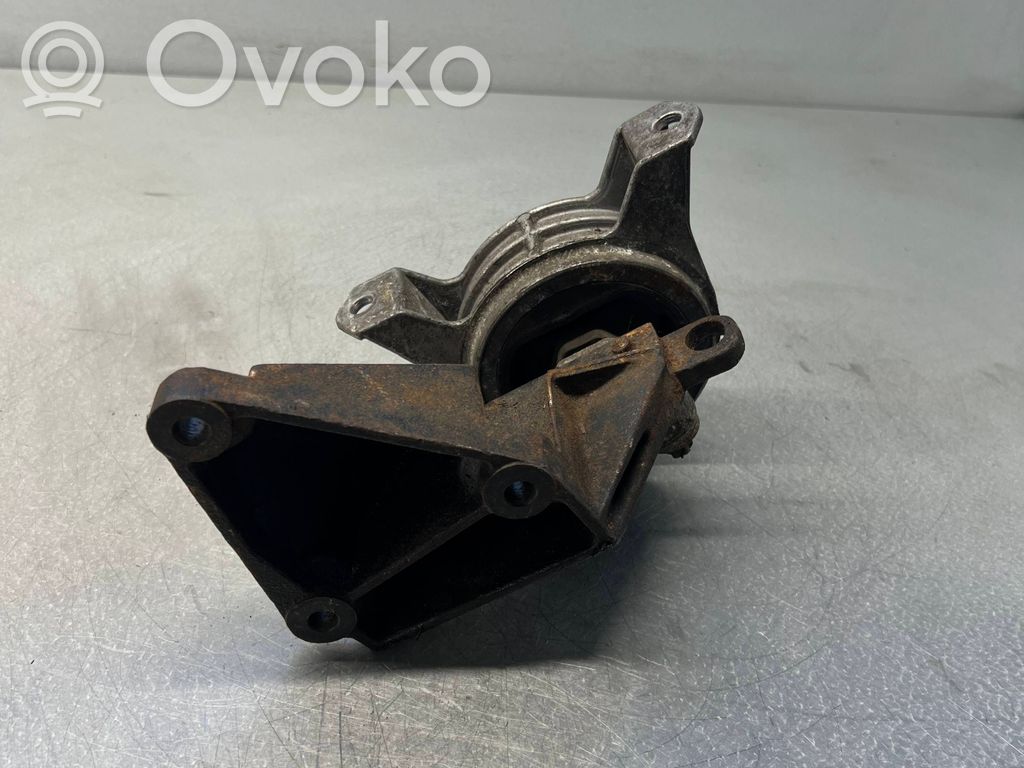 Opel Astra J Engine mount bracket 