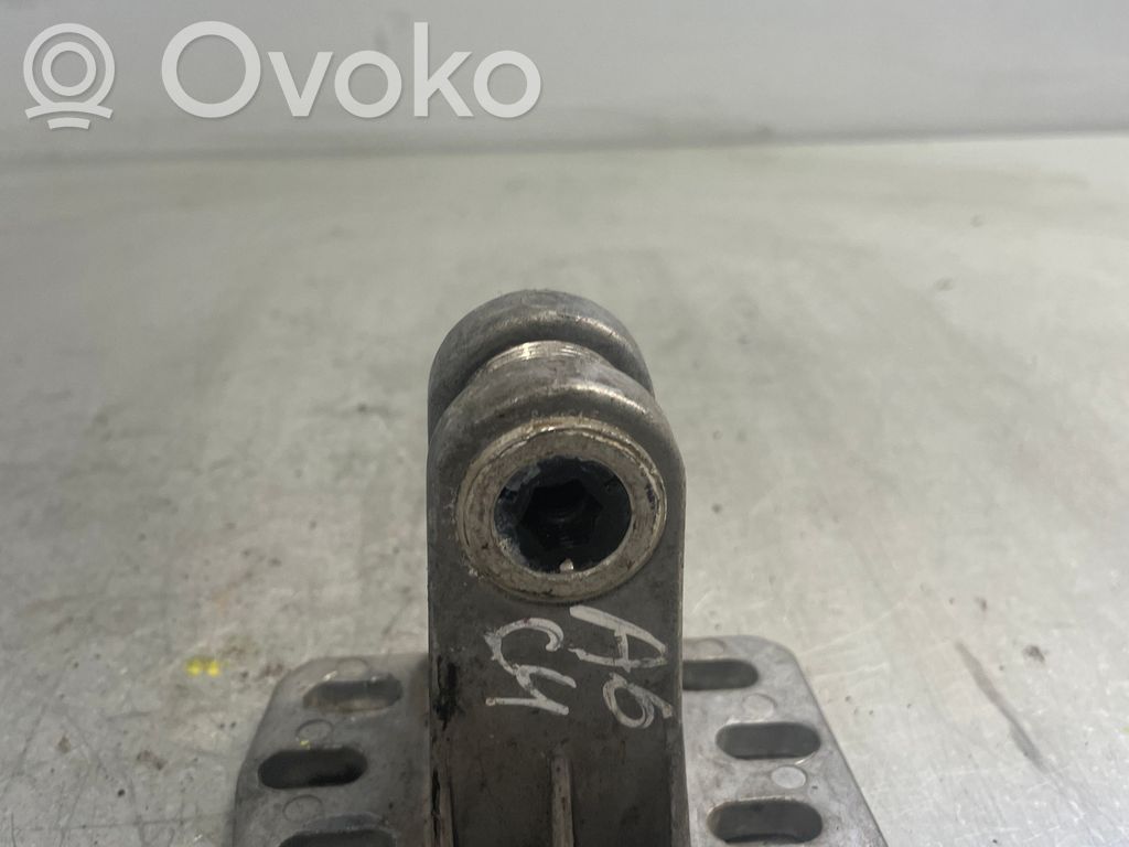 Audi A6 S6 C4 4A Front bumper mounting bracket 