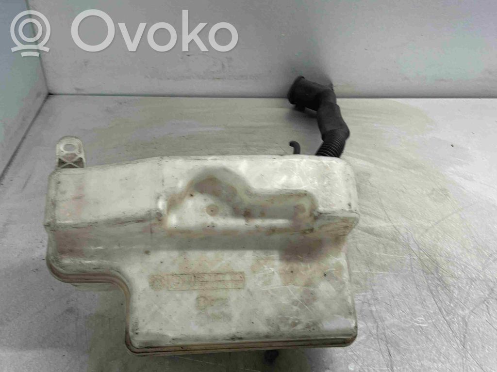 BMW 7 E65 E66 Logu šķidruma tvertne 