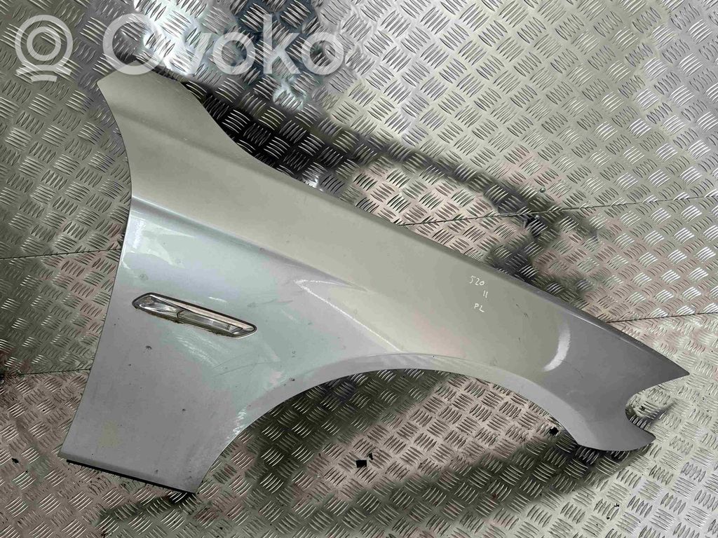 BMW 5 F10 F11 Błotnik przedni 