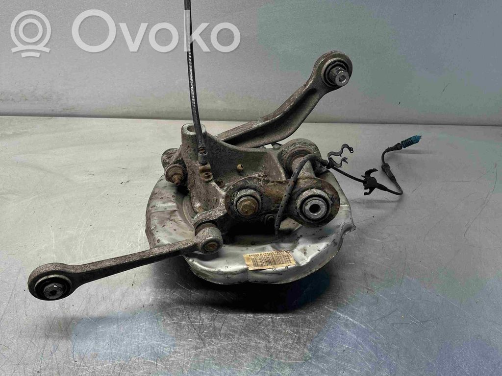 BMW 5 E60 E61 Rear wheel hub spindle/knuckle 