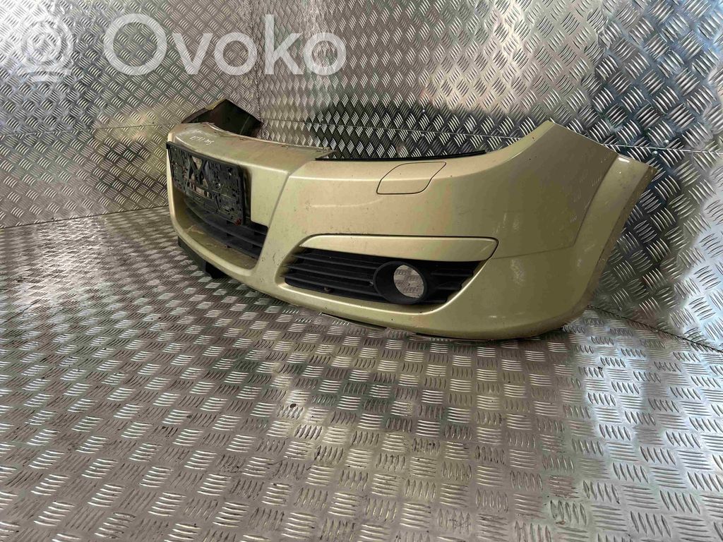 Opel Astra H Parachoques delantero 