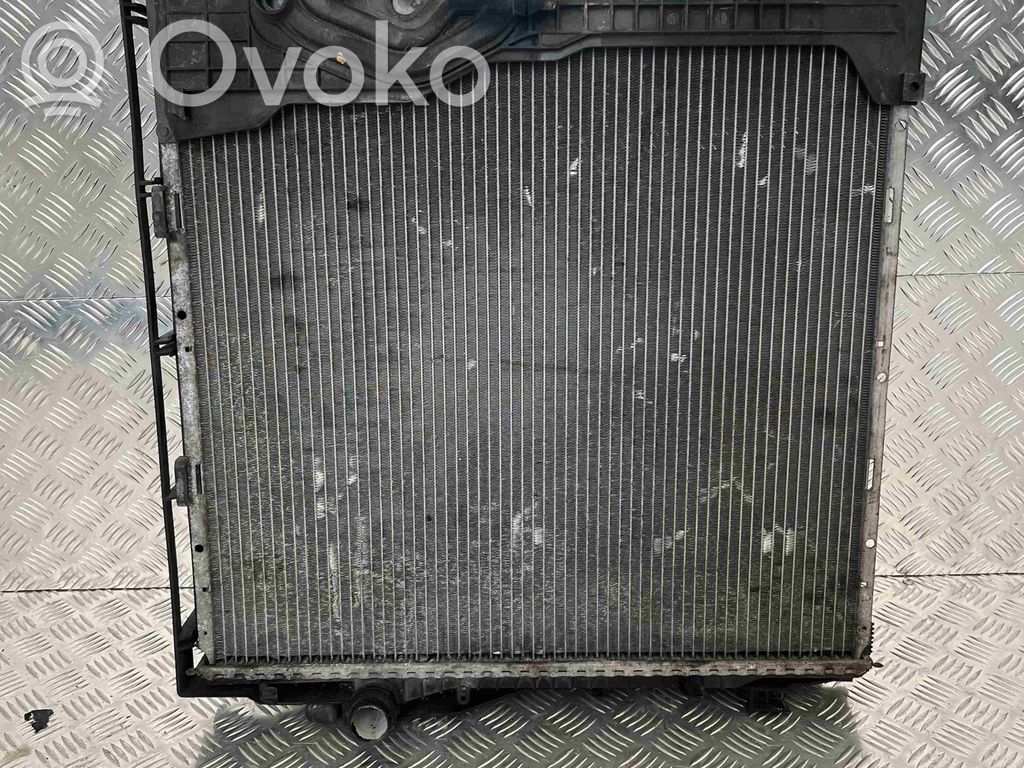 BMW X5 E53 Aušinimo skysčio radiatorius 