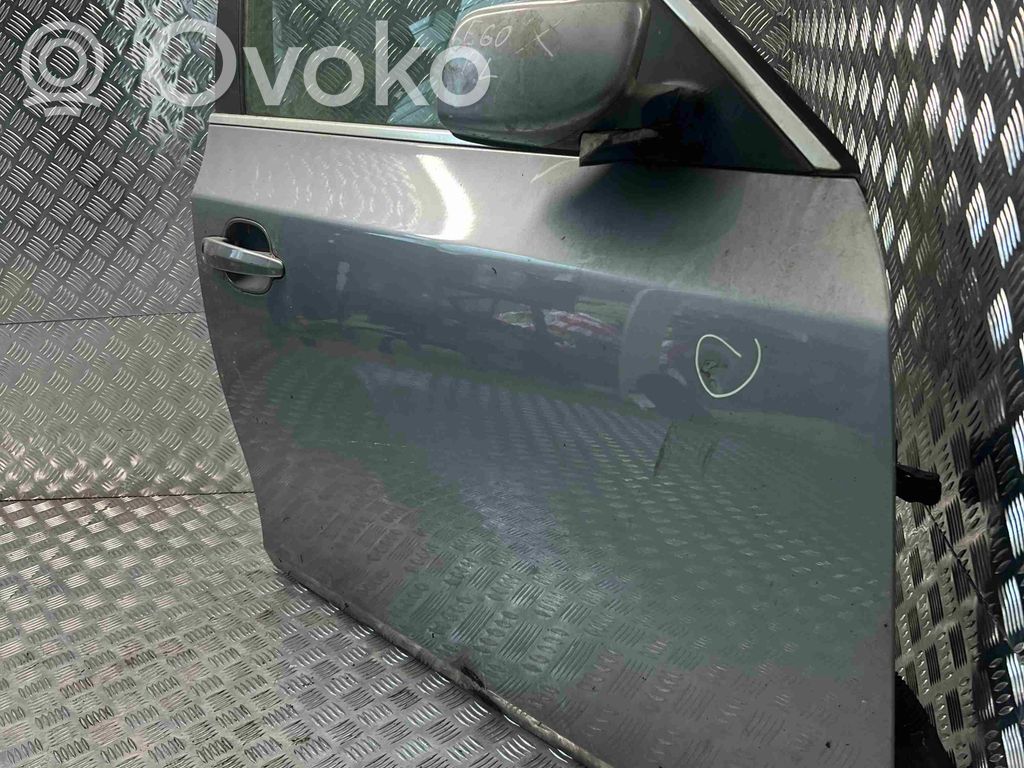 BMW 5 E60 E61 Priekinės durys 