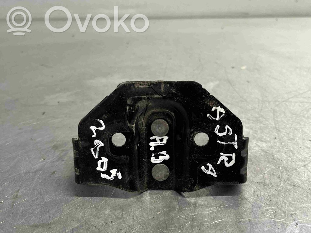 Opel Astra H Loading door lock loop/hook striker 