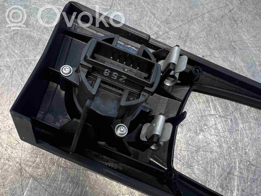 BMW 5 E60 E61 Engine start stop button switch 