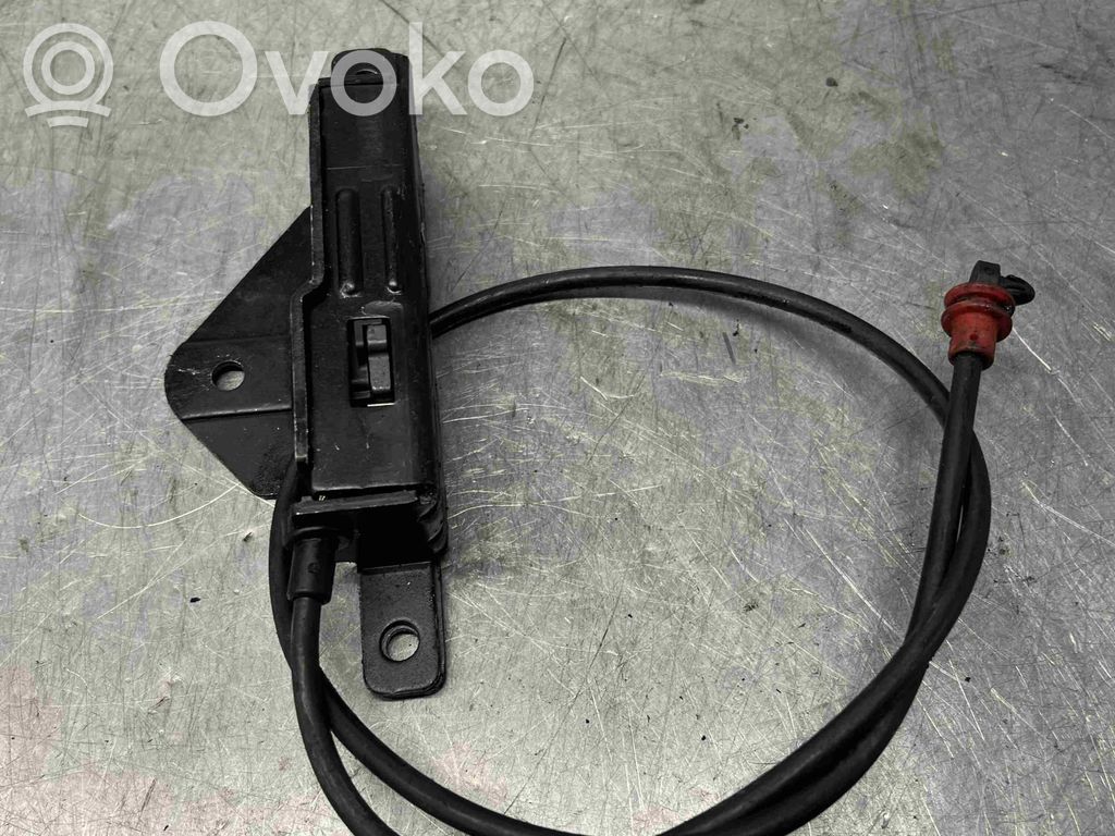BMW X5 E53 Aizmugurējā pārsega slēdzene 