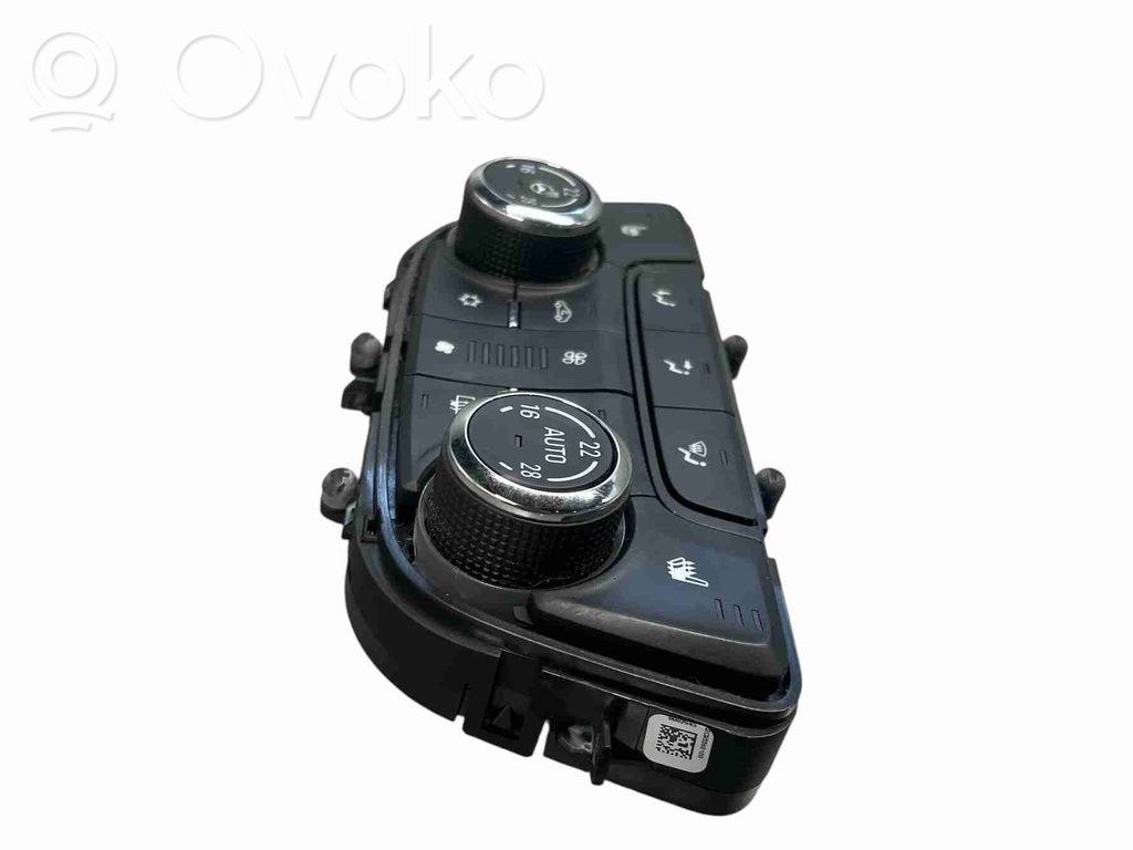Opel Mokka Climate control unit 