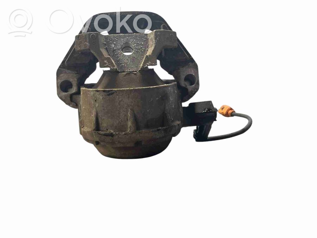 Audi A6 Allroad C7 Engine mount bracket 