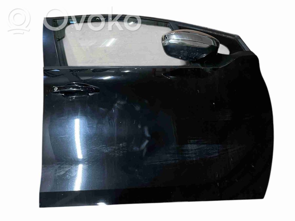 Peugeot 208 I Puerta delantera 
